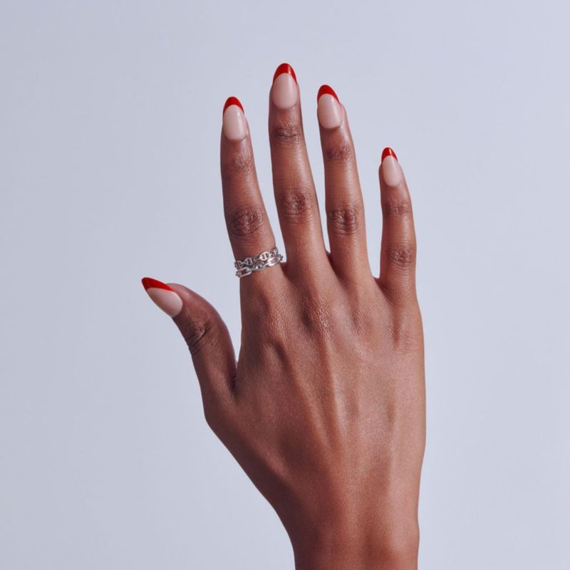 Uñas postizas KISS Core tamaño medio forma almendra rojo optimista 32 unidades