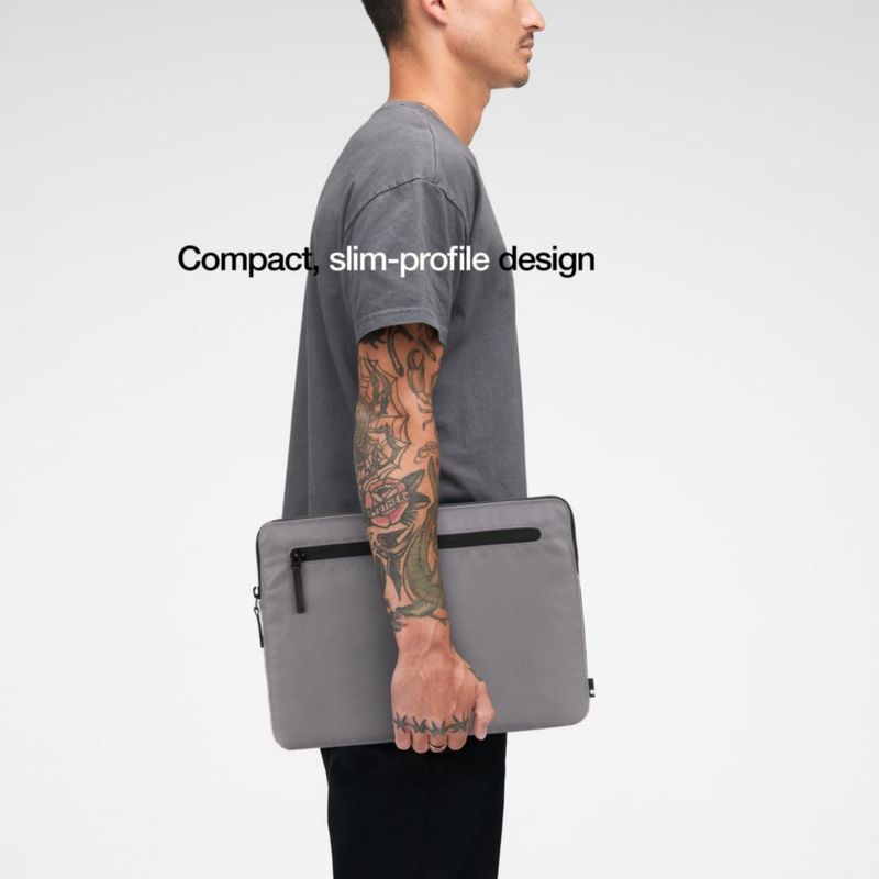 Funda Compacta Incase para Portátil con Nylon de Vuelo - Para MacBook/Portátil de 14‑pulgadas e iPad/Tablet - Forro de Piel Sintética Ligera Duradera