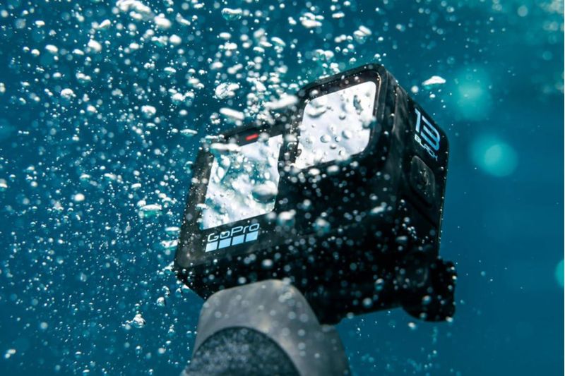 Kit de cámara GoPro HERO13 Black con accesorios