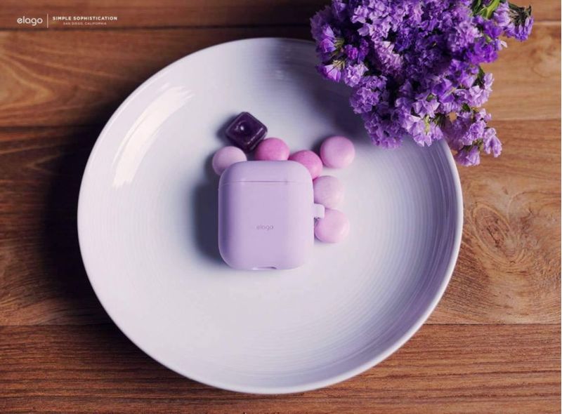 Funda de silicona para AirPods de elago con llavero