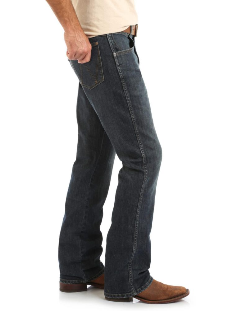 PANTALONES Wrangler Retro de Corte Boot y Ajuste Relajado