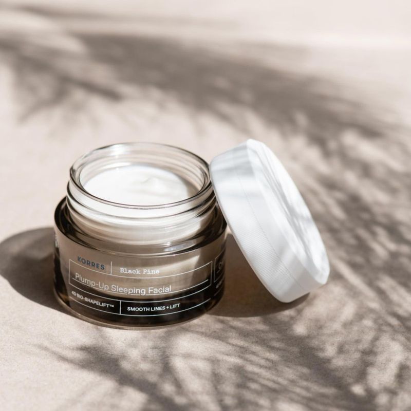 Crema de Noche KORRES 40 ml Pino Negro Reafirmante y Voluminizador