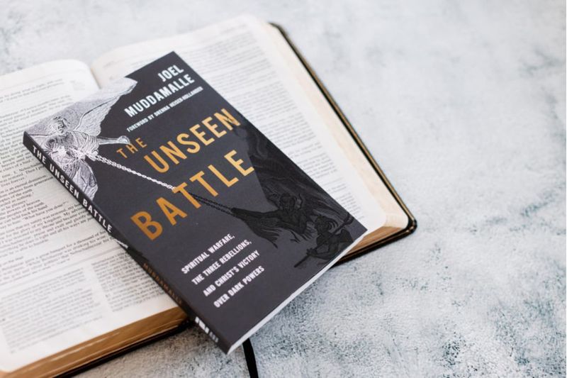 Libro HarperCollins La Batalla Invisible
