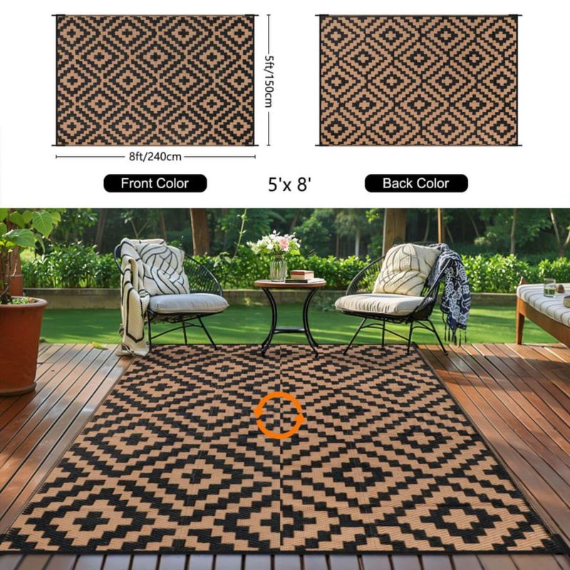 Alfombra Kalafun 152 cm x 244 cm negra y marrón de plástico