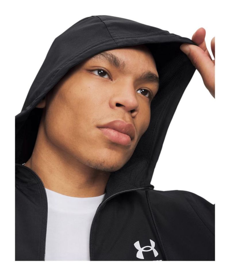 Chaqueta cortaviento para hombre Under Armour Rival Woven talla MD negra