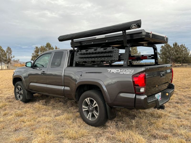 Soporte de toldo Preece Precision para bastidor de cama de camión