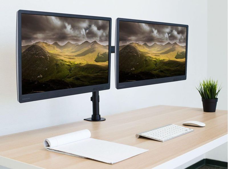 Soporte para monitor dual Mount-It! 79 cm con abrazadera en C y pasacable