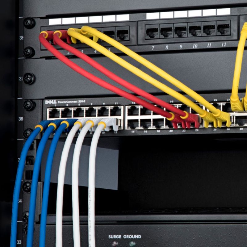 Cable Ethernet StarTech.com Cat6a 15 cm Rojo LSZH