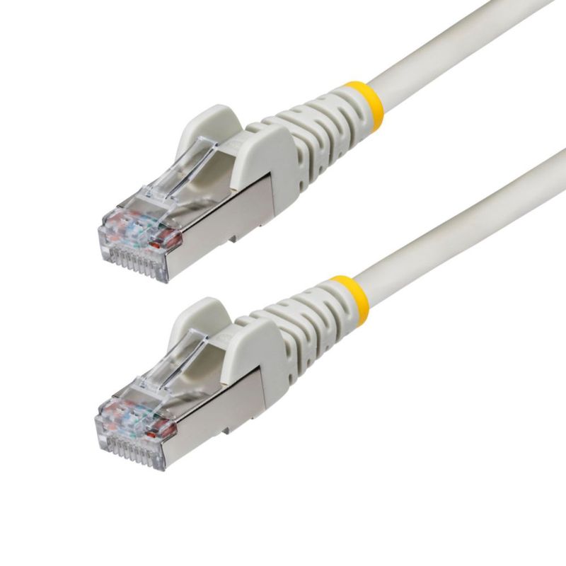 Cable Ethernet StarTech.com Cat6a 15 cm Rojo LSZH