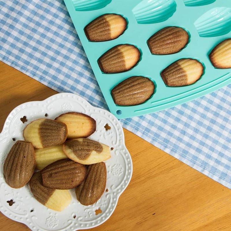 Molde Webake Madeleine de Silicona 18 Cavidades 36 cm × 25 cm