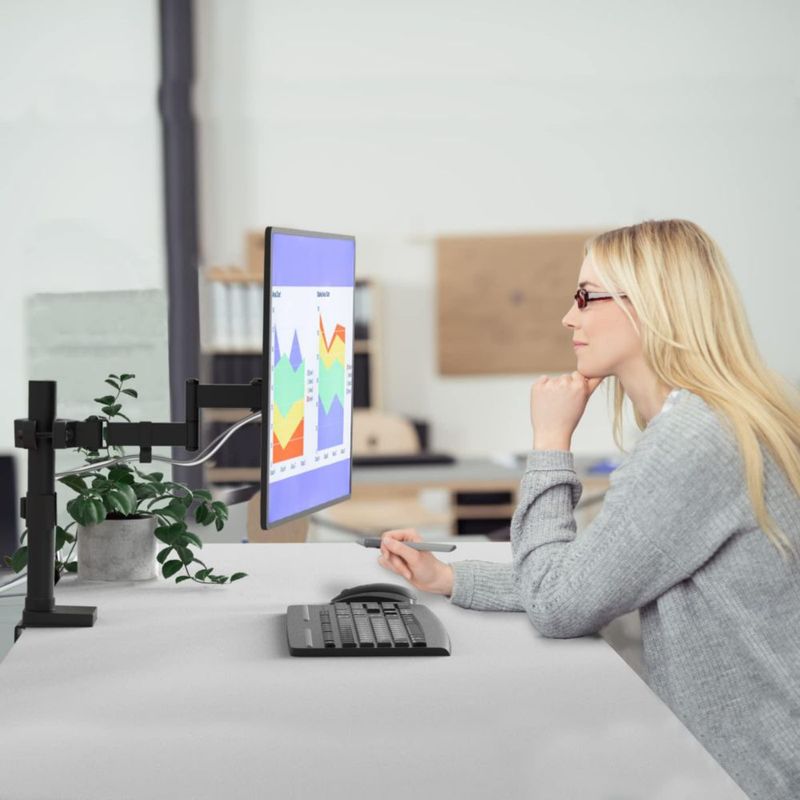 Brazo de monitor WALI 17-32" de movimiento completo negro VESA 75/100 mm