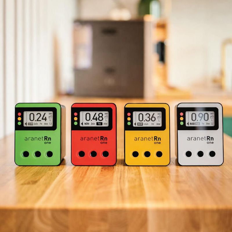 Detector de radón Aranet Radon One con lecturas cada 10 minutos – verde