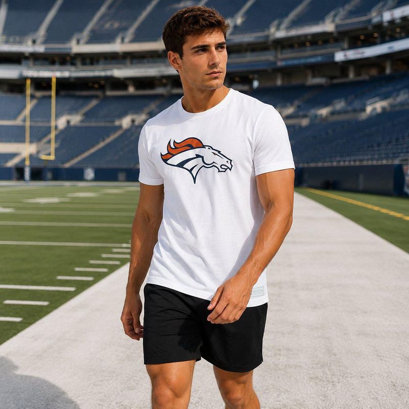 Playera Aficionado NFL Denver Broncos Manga Corta Blanco Hombre