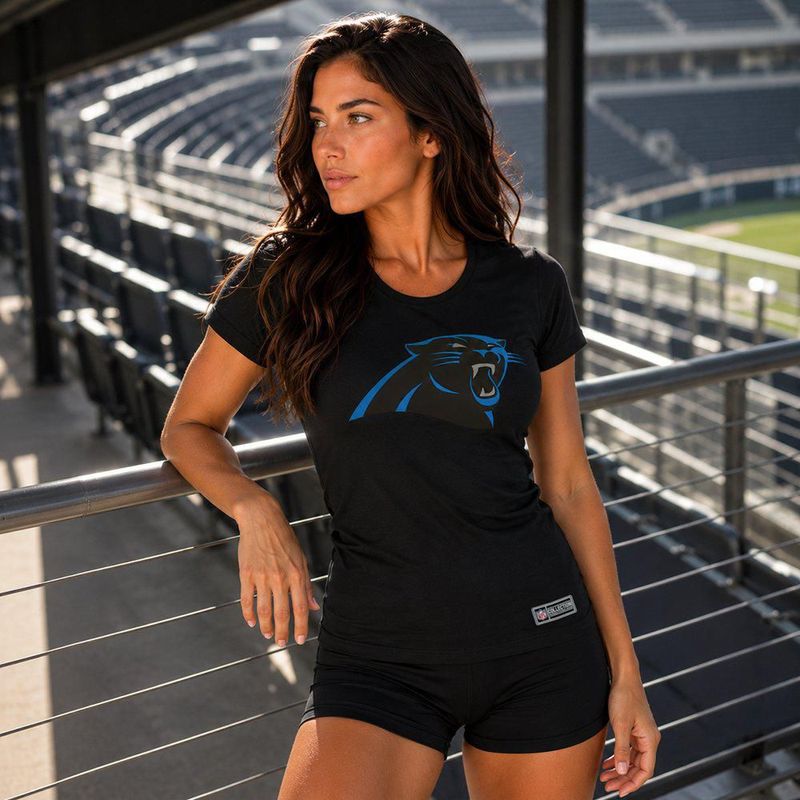 Playera Aficionado NFL Carolina Panthers Manga Corta Negro Mujer
