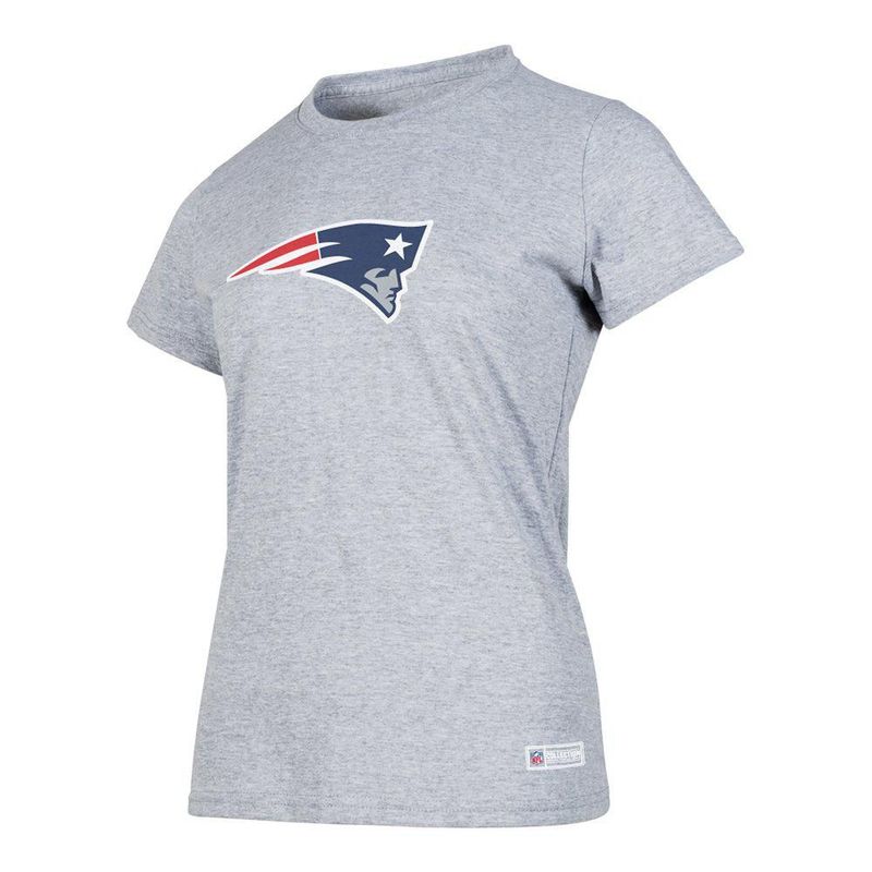 Playera Aficionado NFL New England Patriots Manga Corta Gris Mujer