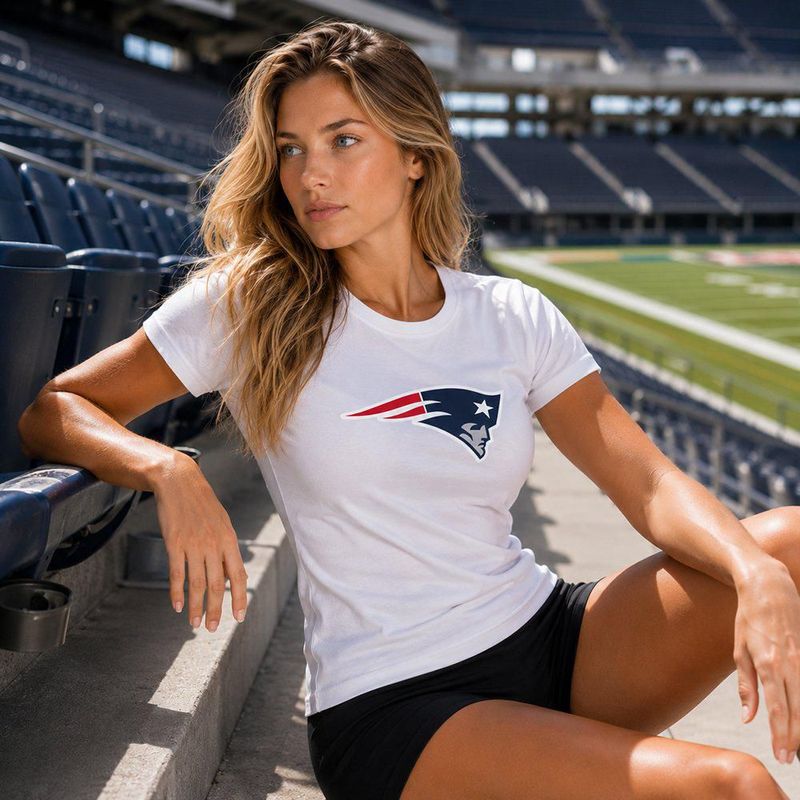 Playera Aficionado NFL New England Patriots Manga Corta Blanco Mujer