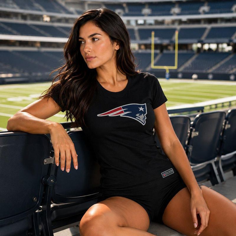Playera Aficionado NFL New England Patriots Manga Corta Negro Mujer