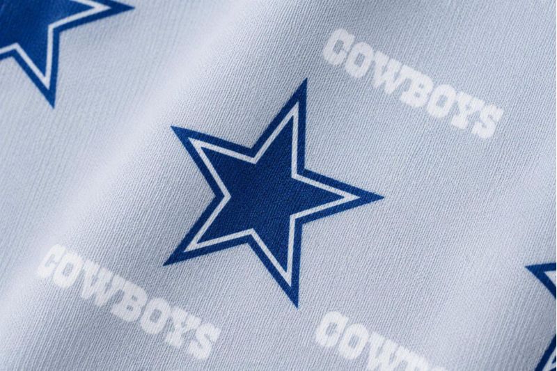 Conjunto Pijama NFL Dallas Cowboys Playera y Short Gris Hombre