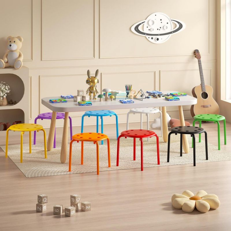 Juego de 8 taburetes VECELO apilables de 30 cm colores arcoíris