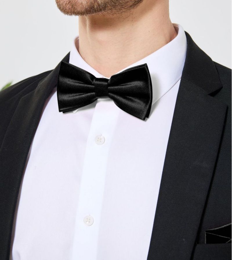 Set de corbata de moño PenSee negro con pañuelo de bolsillo mediano y fajín