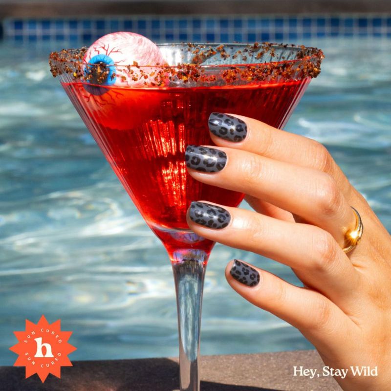 Tiras de gel para uñas Heyhae Stay Wild gris ahumado