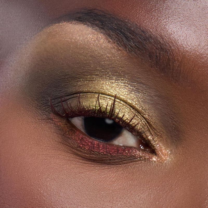 Paleta de Sombras ColourPop x Shrek “Beware Ogre” 18 g