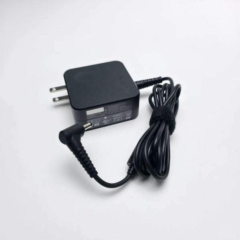 Cargador Para Lenovo 20v 2.25a 45w Tip 4.0x1.7mm Color Negro
