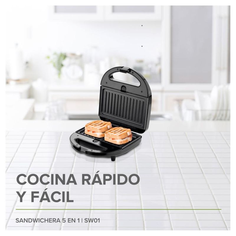 Sandwichera 5 en 1 waffles, hot cakes, sandwiches, donas y paninis Avera SW01