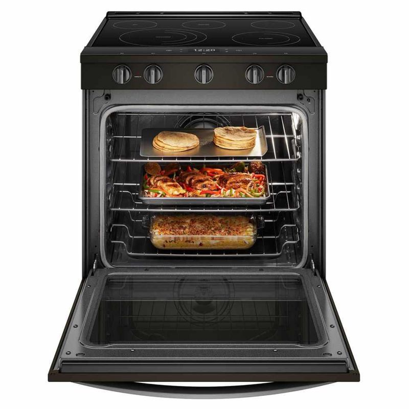 Estufa Whirlpool Smart Appliance Al Piso 30" Negro WEE750H0HV