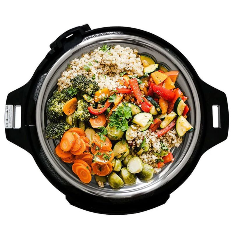 Olla Electrica Koblenz KMP-1000 IN 6 Lts 17 funciones Kitchen Magic Pot Plata