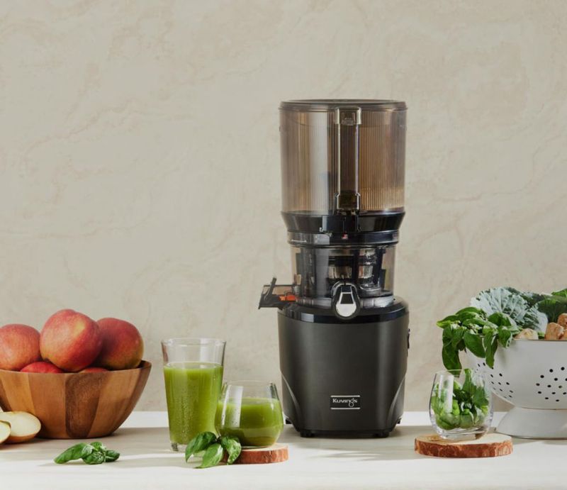 Kuvings AUTO10S - Exprimidor lento de fácil cuidado con capacidad de 3 litros y motor de 200 W, ideal para frutas, verduras y ba