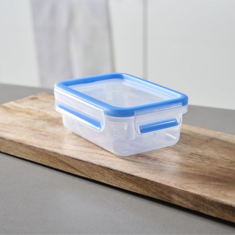 T-Fal Combo Back to School con Plancha de Vapor Virtuo Forest con Suela de cerámica + Recipiente de comida Masterseal con tecnol