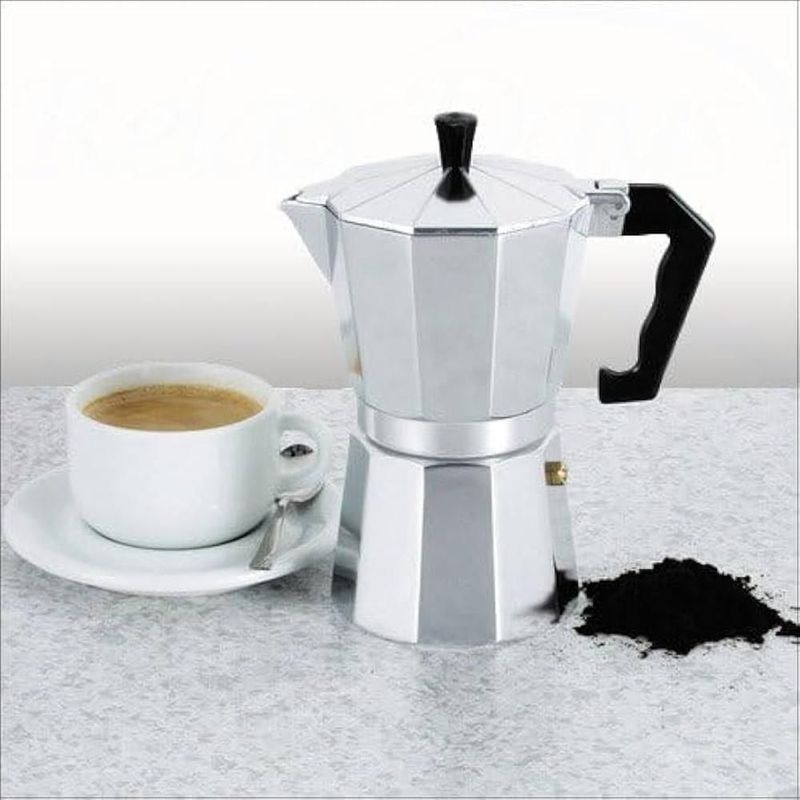 Cafetera italiana magefesa rinde 9 tazas chicas plateada