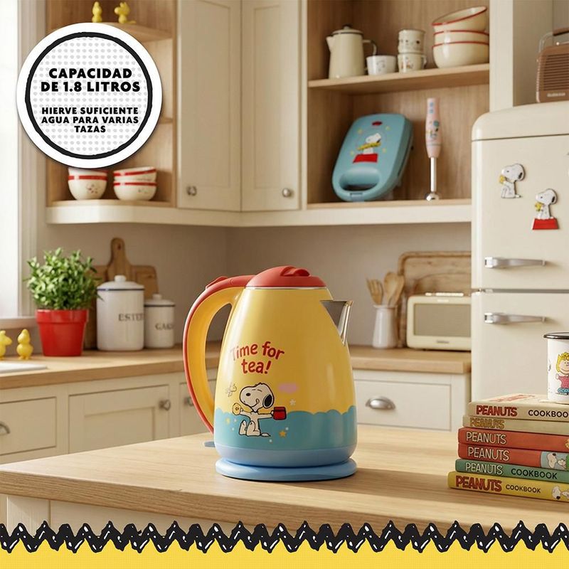SNOOPY Peanuts Tetera Eléctrica 1.8L 1100W de Acero Inoxidable con Apagado Automático, Base Giratoria 360° y Asa Fría al Tacto, PS-180