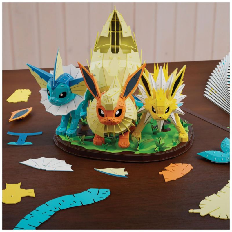 Rompecabezas 4D Build Pokémon Eevee Trío 44x40x35 cm