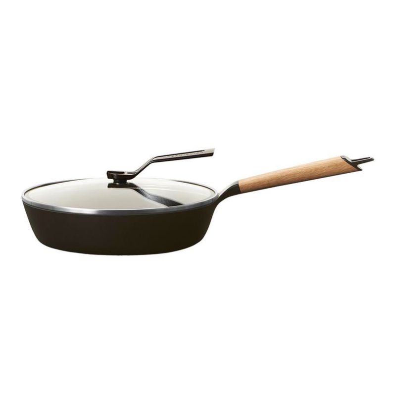 Sartén para saltear Vermicular 26 cm con mango de roble