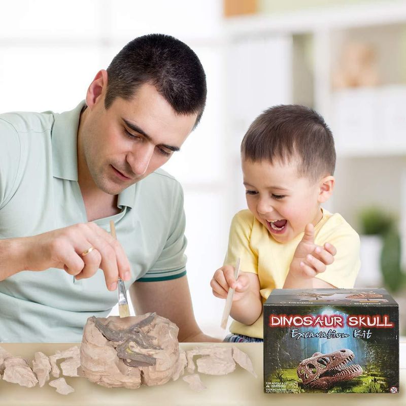 Kit de excavación de dinosaurios ArtCreativity con calavera de triceratops 14 cm