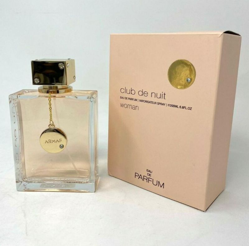 CLUB DE NUIT WOMAN