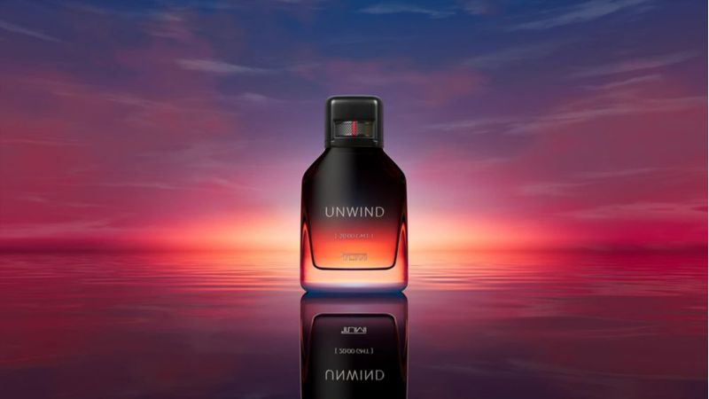 Set de regalo de perfume TUMI UNWIND [20:00 GMT] para hombre de 100 ml y 30 ml