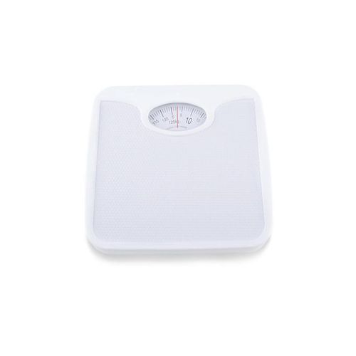 BASCULA MECANICA DE BAÑO SILVERLINE CAPACIDAD MAXIMA DE 125KG ANTIDERRAPANTE COLOR  BLANCO