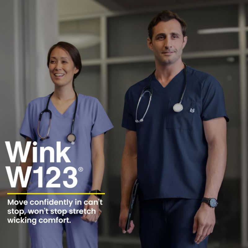 Top de Scrub WINK Cuello en V 6 Bolsillos Blanco 5X-Large