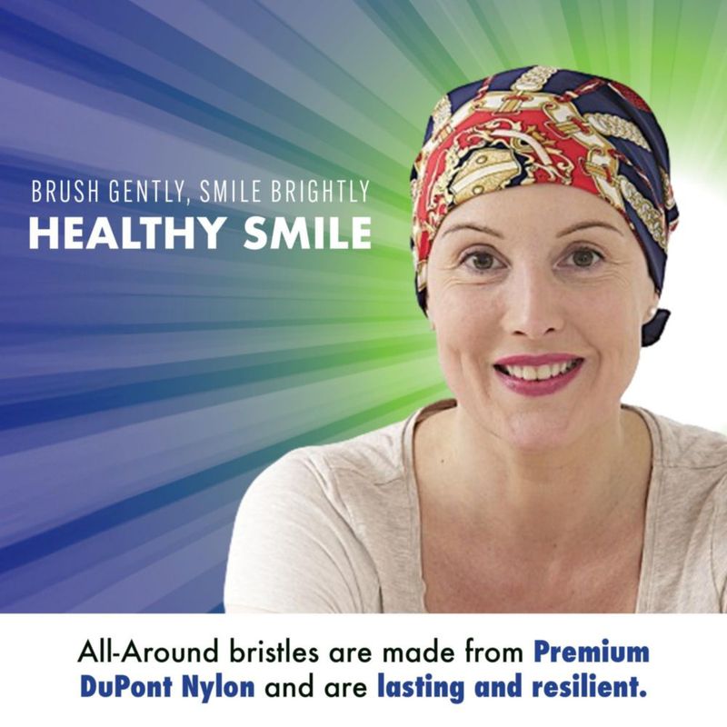 Cepillo de dientes Brilliant Ultra Soft color verde azulado (1 unidad)