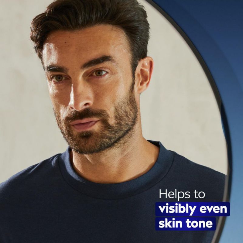 Sérum facial NIVEA MEN Age Defense para manchas oscuras botella de 30 ml