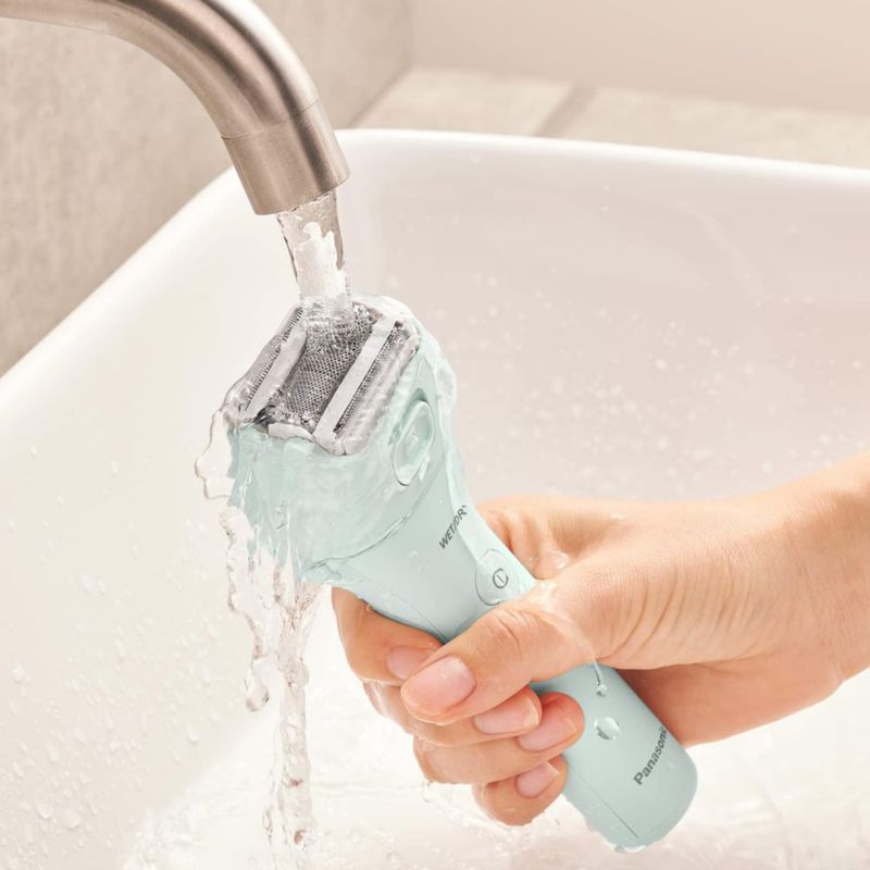 Maquinilla de afeitar eléctrica Panasonic ES-AWL6AG para mujer de 3 hojas