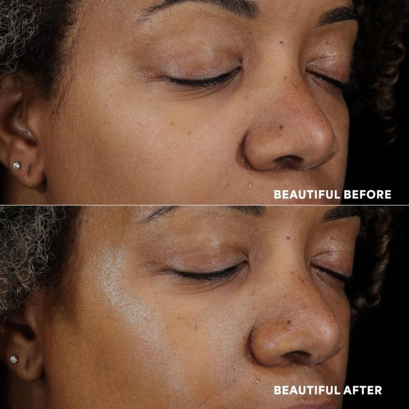 Protector solar en barra TULA Skin Care Protect + Go Dewy Glow SPF 50