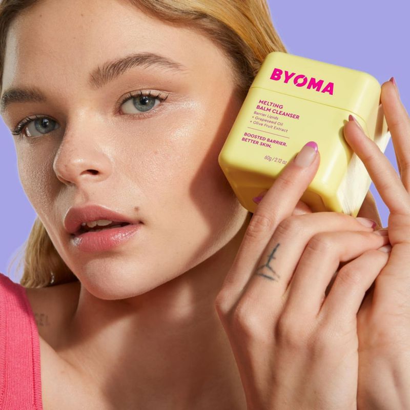 Limpiador facial BYOMA Melting Balm Buttery Soft 60 ml