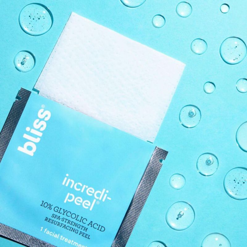 Almohadillas faciales Bliss That's Incredi-Peel para rejuvenecimiento glicólico