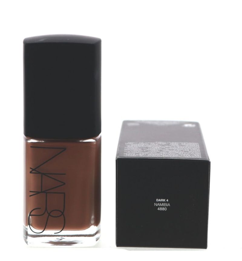 Base de maquillaje NARS Sheer Glow NAMIBIA Dark 4 30 ml