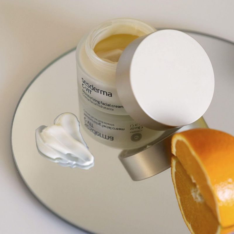 Crema facial hidratante Sesderma C-VIT Vitamina C 50 ml seca