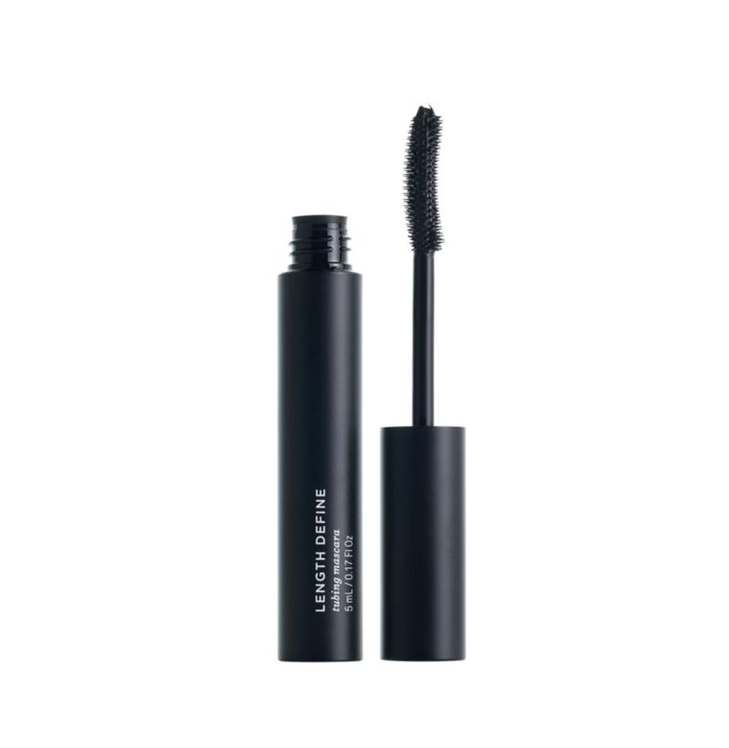 Máscara RevitaLash Cosmetics con tubo de longitud definida